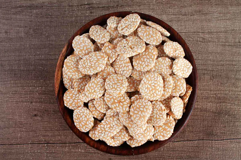 Revdi Gud Khasta (250gm)